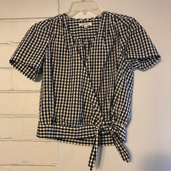 Adorable MADEWELL Short-Sleeve Wrap Top in Gingham - Picture 5 of 7